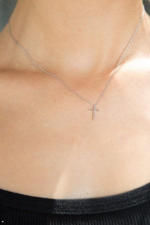 Silver Brandy Melville Cross Necklace | USA 67204-FOLK