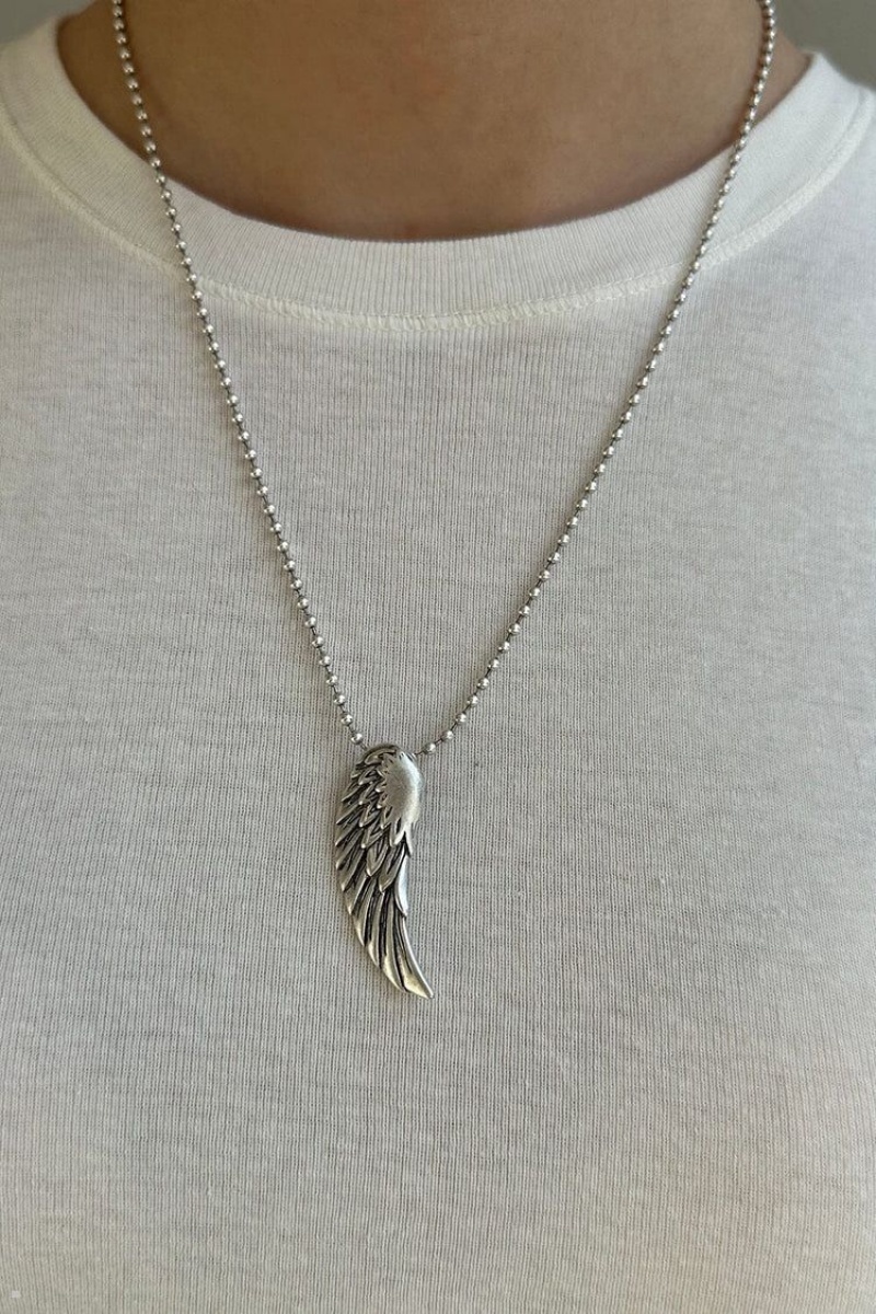 Silver Brandy Melville Angel Wing Necklace | USA 79453-WQLK